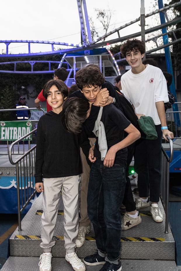 Ir a la Siguiente Foto