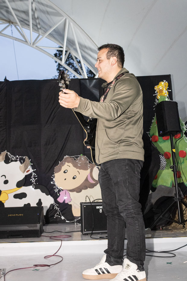 Ir a la Siguiente Foto