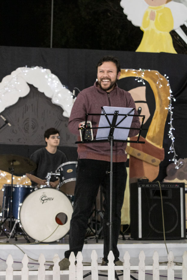 Ir a la Siguiente Foto