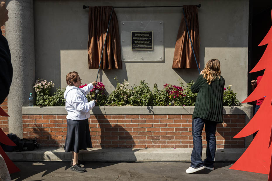 Ir a la Siguiente Foto