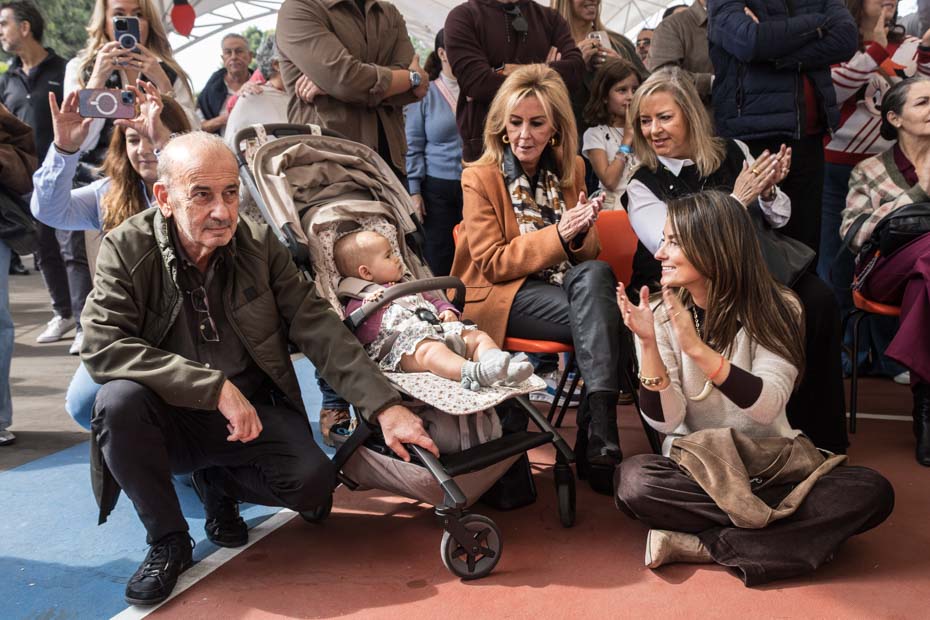 Ir a la Siguiente Foto