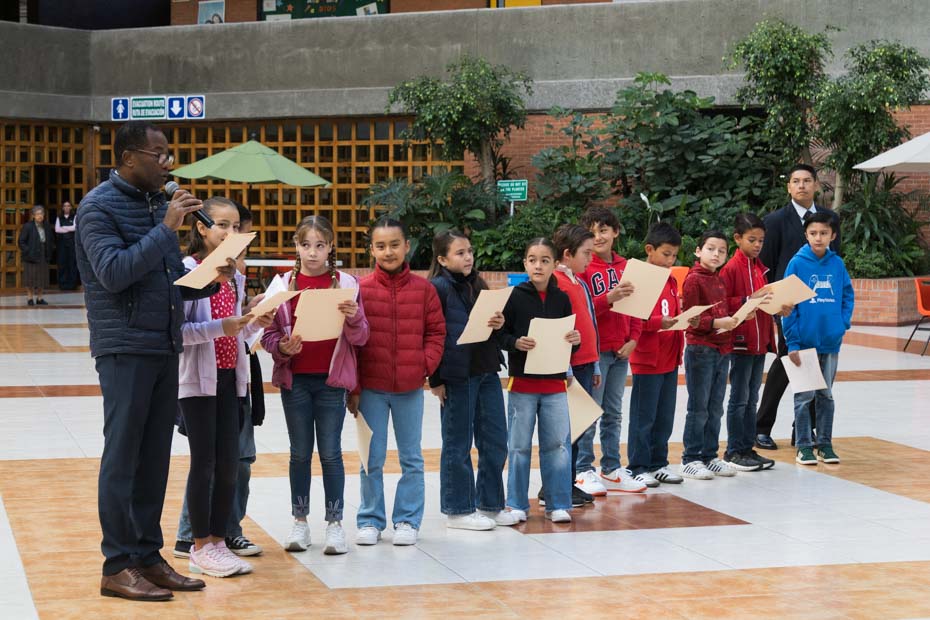 Ir a la Siguiente Foto