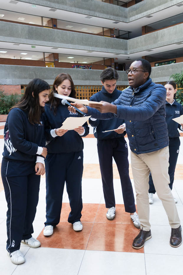 Ir a la Siguiente Foto