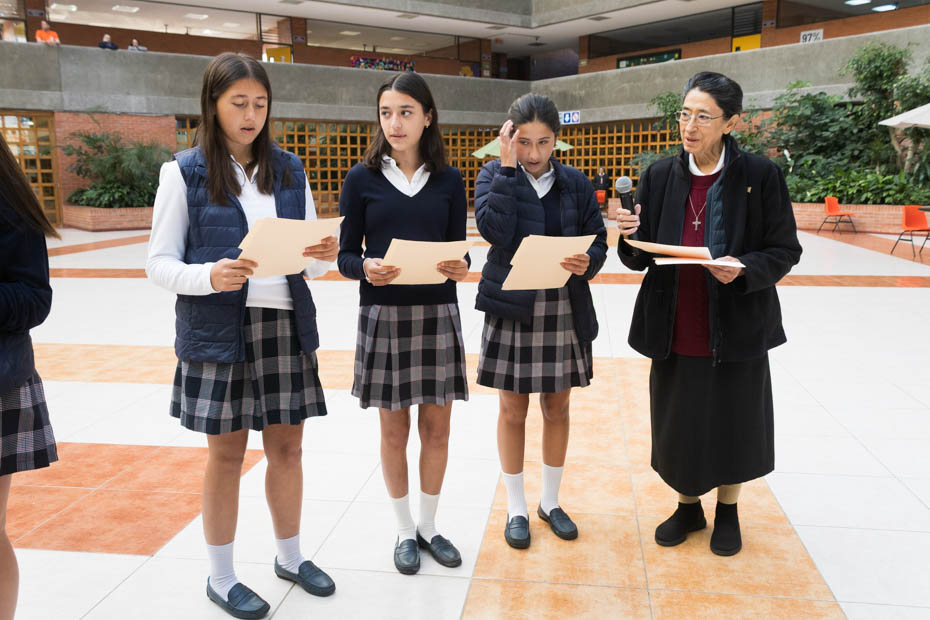 Ir a la Siguiente Foto