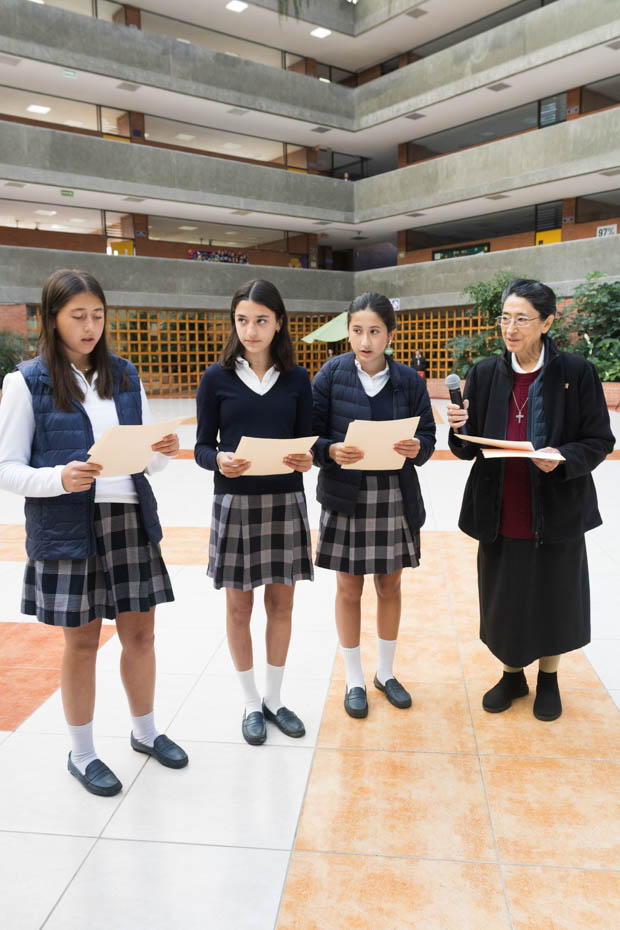 Ir a la Siguiente Foto