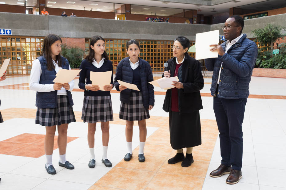 Ir a la Siguiente Foto