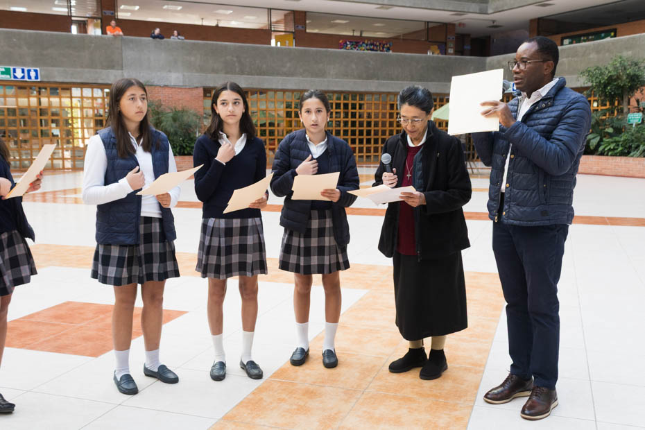 Ir a la Siguiente Foto