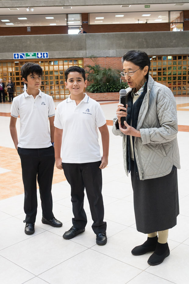 Ir a la Siguiente Foto