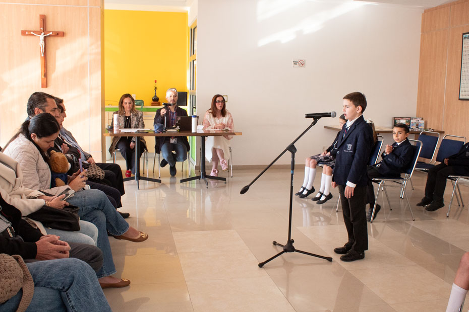 Ir a la Siguiente Foto