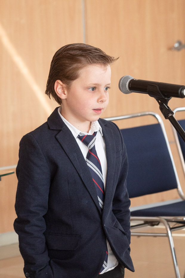 Ir a la Siguiente Foto