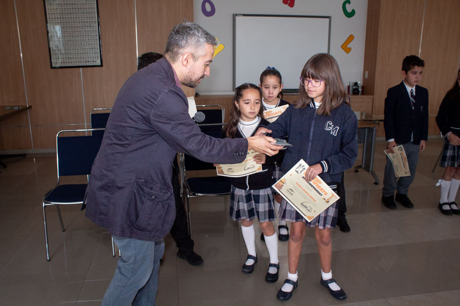 Ir a la Siguiente Foto