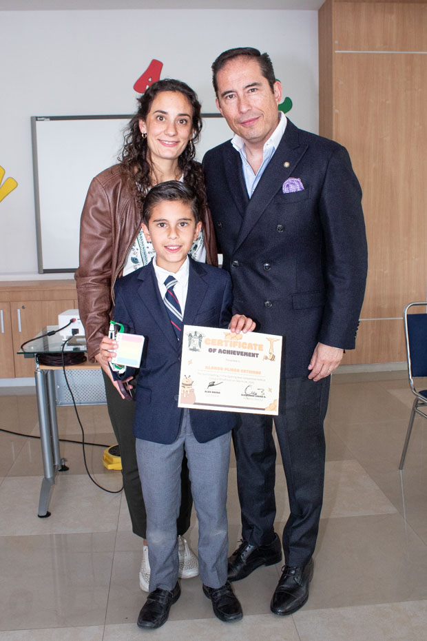 Ir a la Siguiente Foto