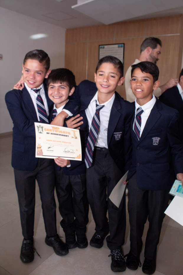 Ir a la Siguiente Foto