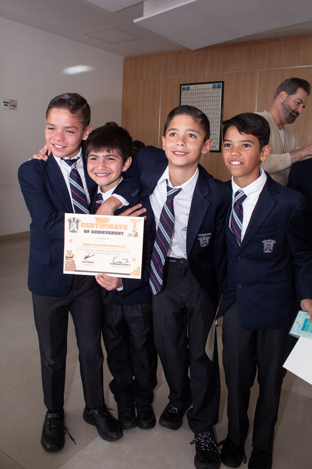 Ir a la Siguiente Foto