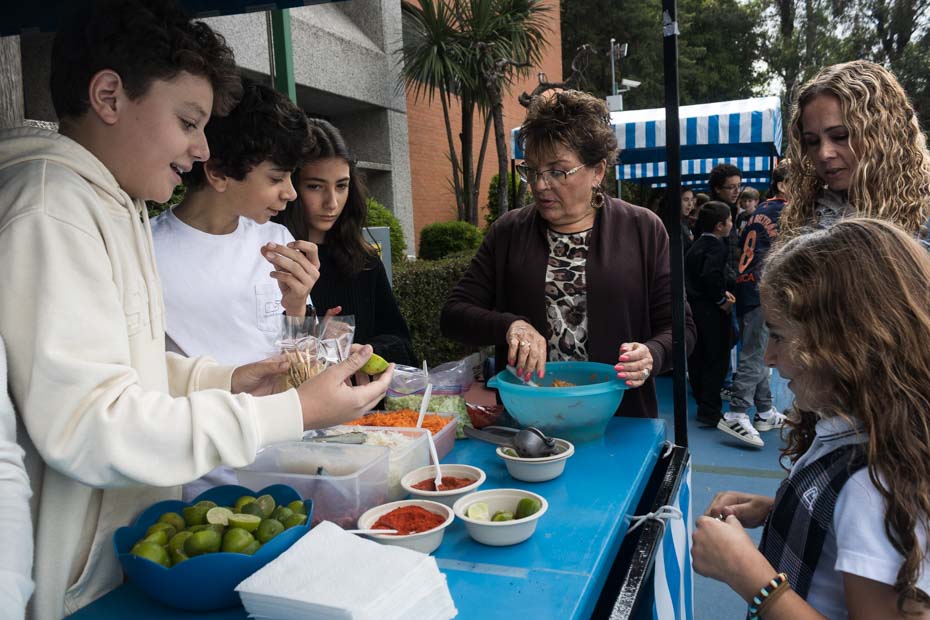 Ir a la Siguiente Foto