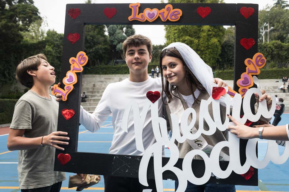 Ir a la Siguiente Foto