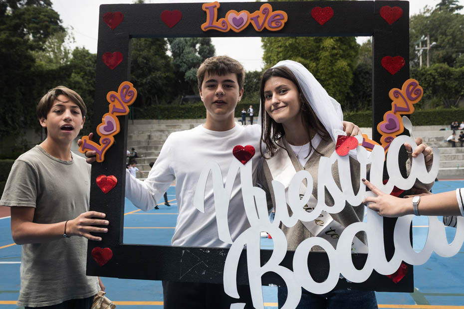 Ir a la Siguiente Foto