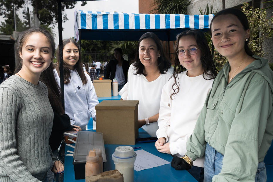 Ir a la Siguiente Foto