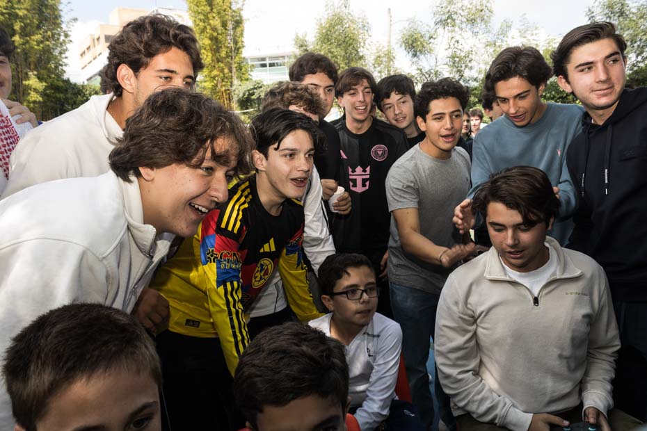 Ir a la Siguiente Foto