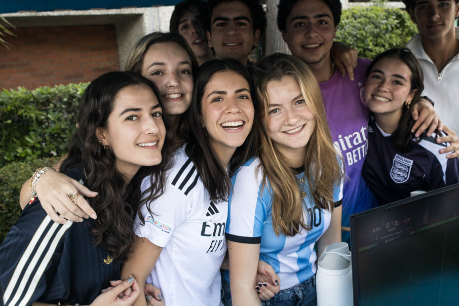 Ir a la Siguiente Foto