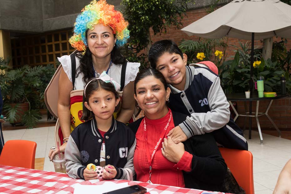 Ir a la Siguiente Foto