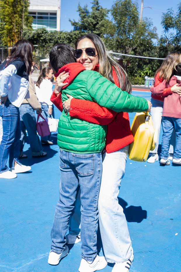 Ir a la Siguiente Foto