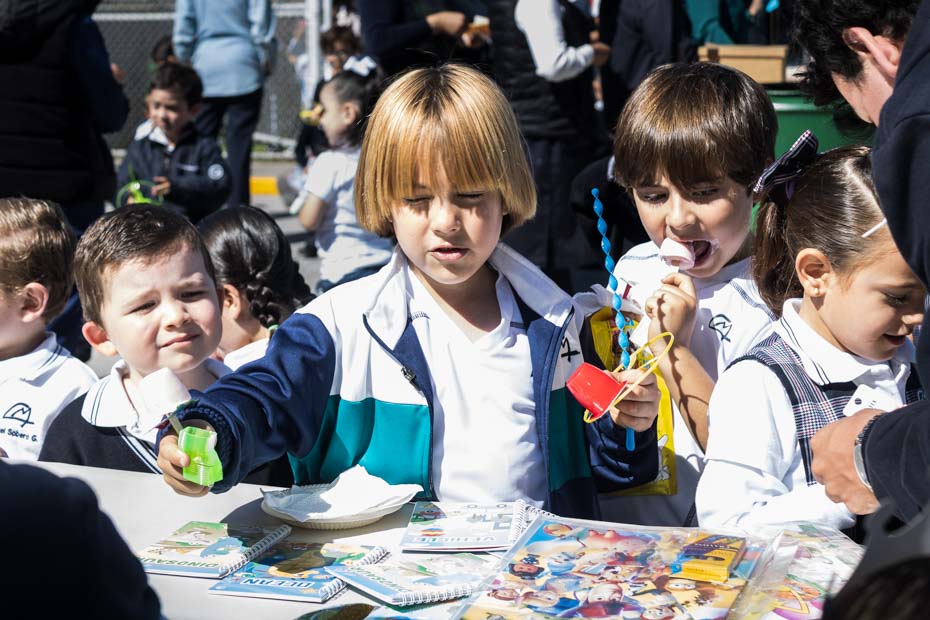 Ir a la Siguiente Foto