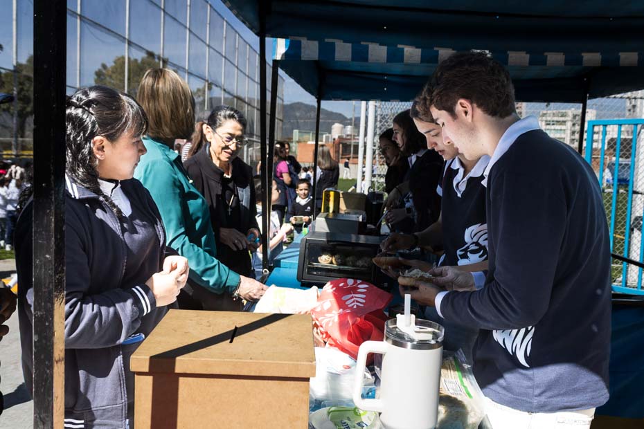 Ir a la Siguiente Foto