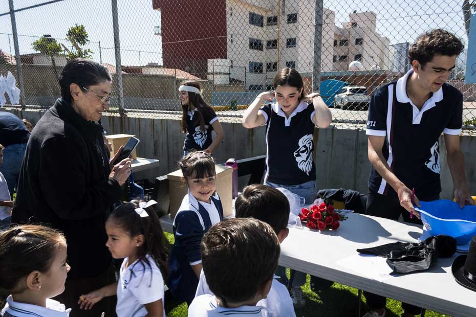 Ir a la Siguiente Foto