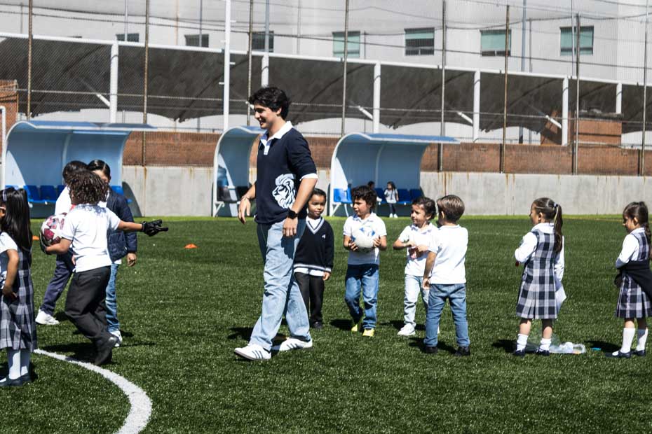 Ir a la Siguiente Foto