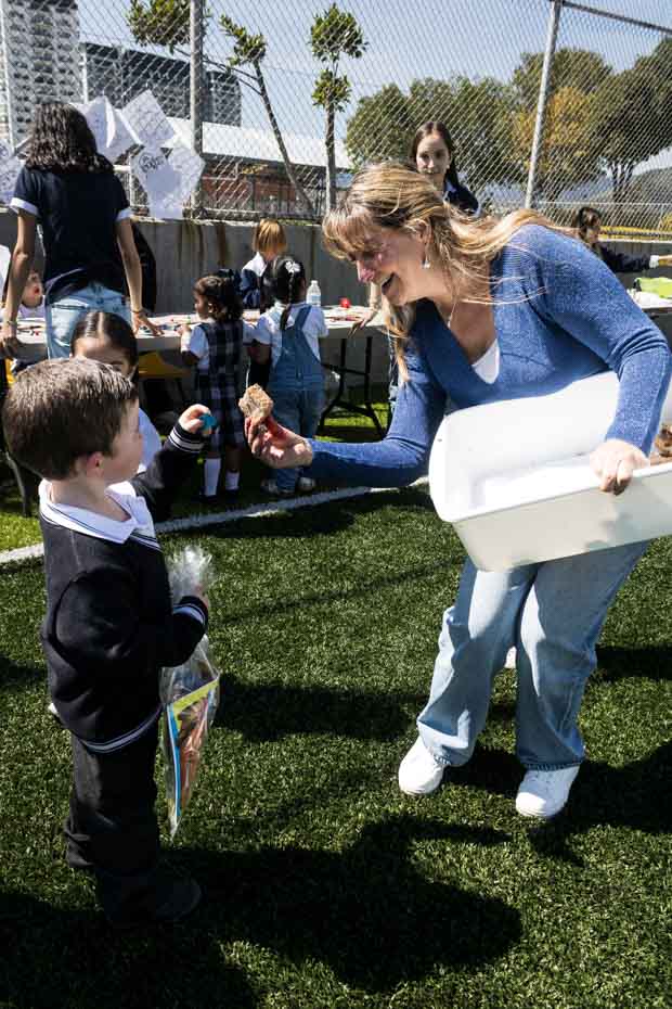 Ir a la Siguiente Foto